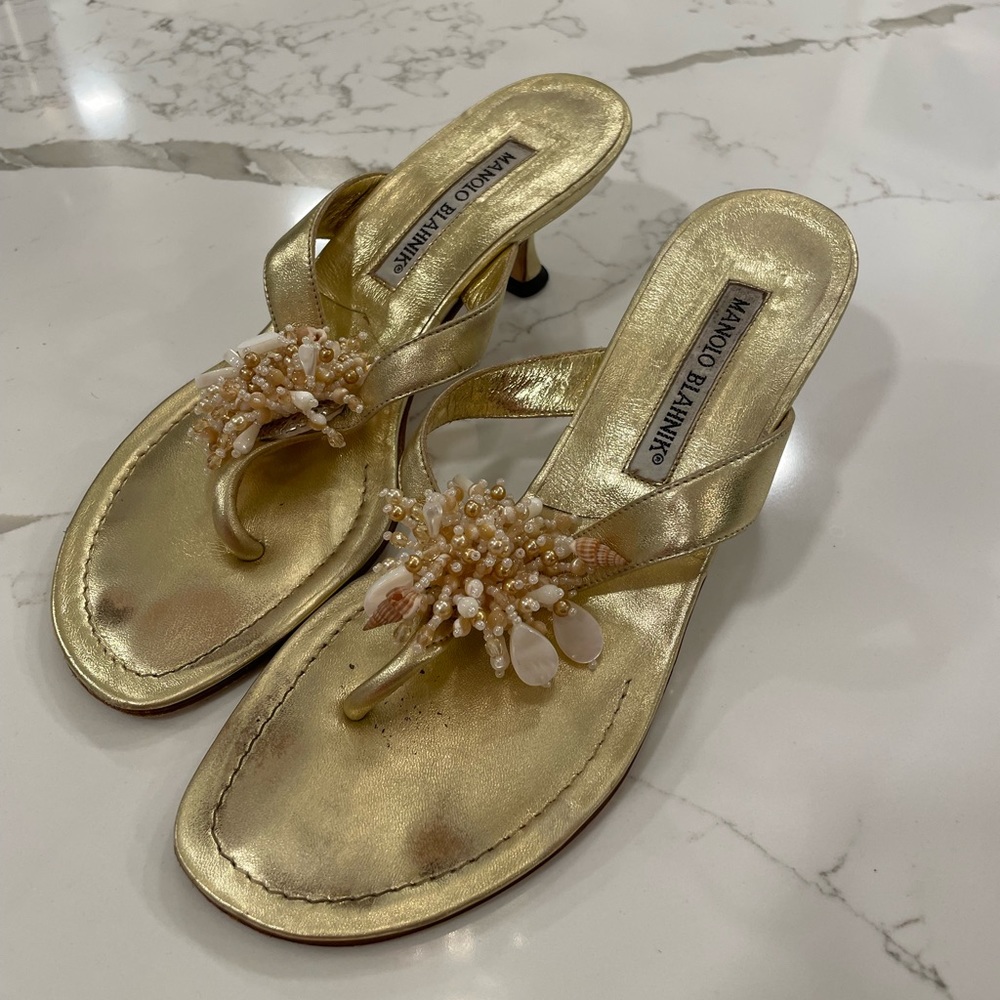 Manolo Blahnik seashell embellished thong heels